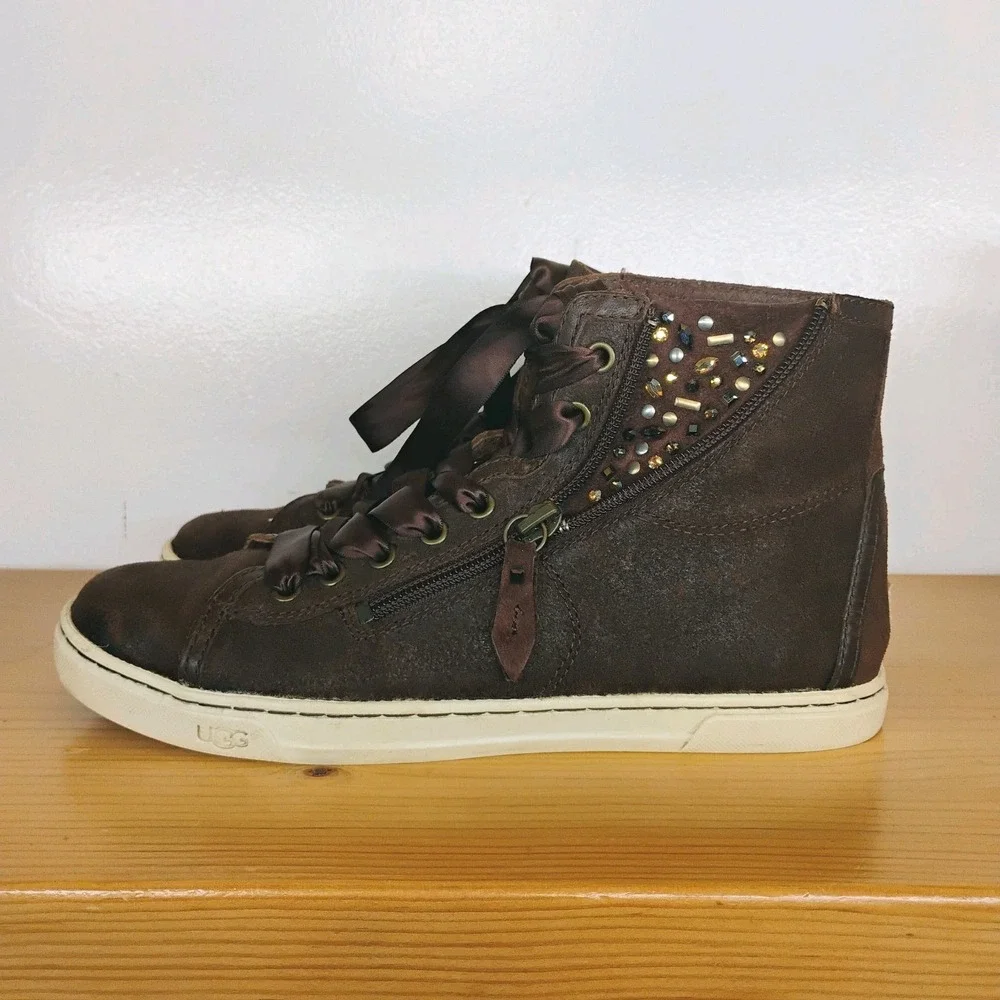 UGG Australia‎ Blaney Crystals Brown Leather Ankle Booties Womens Size 7 Shoes